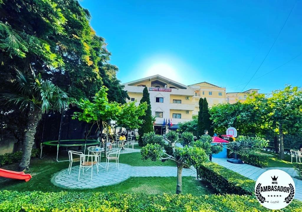 Hotel Ambasador Garden Lezhe Luaran gambar